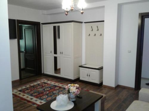 Gallery image of Pensiunea In Poiana in Glod