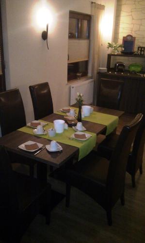 Una cocina o cocineta en Hotel Weisse Elster