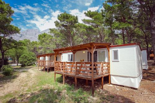 Gallery image of Mediteran Travel Mobile Homes Baško Polje in Baška Voda