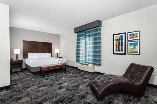 Gallery image of La Quinta by Wyndham Columbus - Edinburgh in Columbus