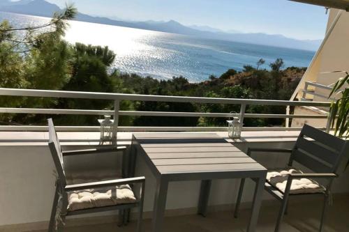 Foto dalla galleria di Sea view studio a Loutraki