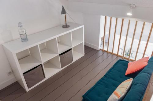 Et sittehjørne på Cozy two-bedroom duplex in Old Town Annecy - Welkeys