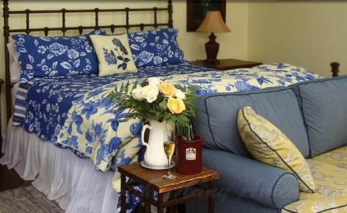 Postel nebo postele na pokoji v ubytování The Brafferton Inn