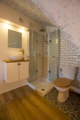 Koupelna v ubytování Tel-Aviv LALA Boutique Hotel