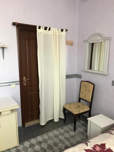 Ein Badezimmer in der Unterkunft Отель Буржуа