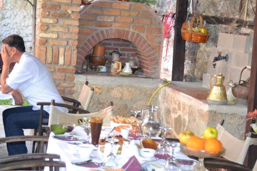 Gallery image of Hagiati Guesthouse in Edessa