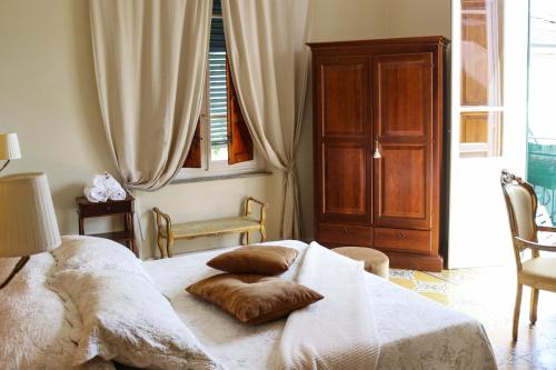 Cama o camas de una habitación en Villa San Donato B&B