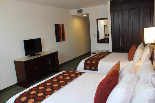 Μια τηλεόραση ή/και κέντρο ψυχαγωγίας στο Hotel Ankara "Las Lomas"