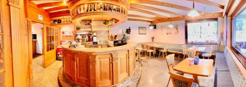 Gallery image of Hotel B&B Lorenzini Ski in Selva di Cadore