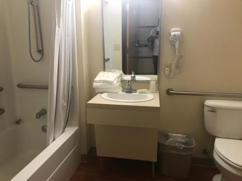 Ένα μπάνιο στο Best Studio Inn Homestead (Extended Stay)