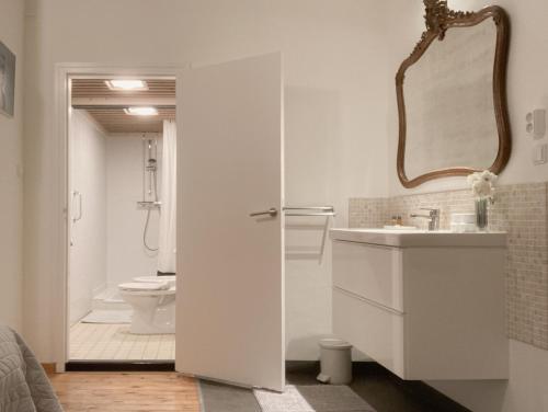 Ванная комната в Besselaar Apartments