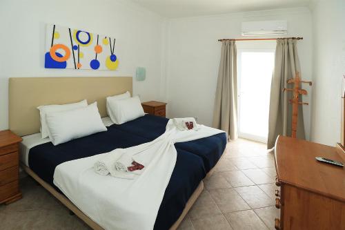 Легло или легла в стая в Oura Ocean Front