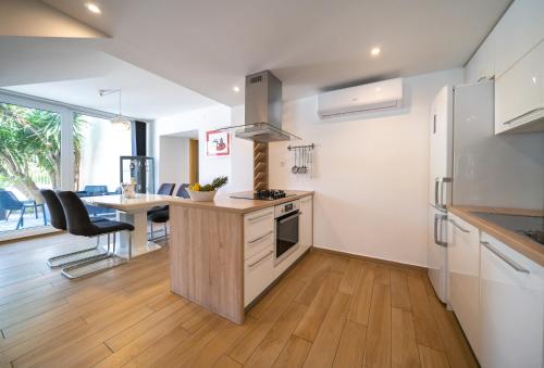 Holiday Home Apartments Bellamare