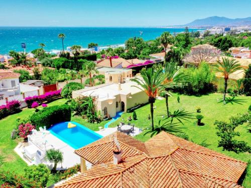 1168 event beach villa 20 person (Spanje Marbella) - Booking ...