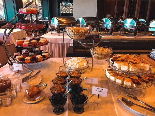 Mad på hotellet eller i nærheden