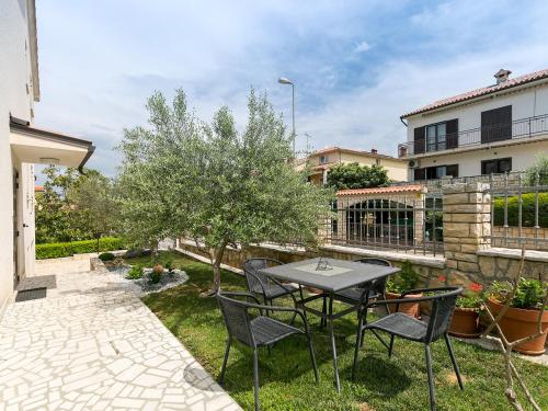 Apartments Davorka