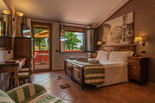 Posteľ alebo postele v izbe v ubytovaní Casanova - Panoramic Rooms and Suites