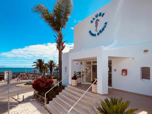 Borda d`Água, Praia da Oura