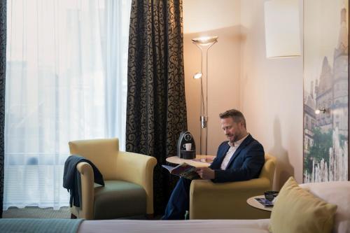 Mercure Sheffield St Paul's Hotel & Spa Image