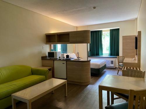 Fotografie z fotogalerie ubytování Microtel by Wyndham Tarlac v destinaci Tarlac