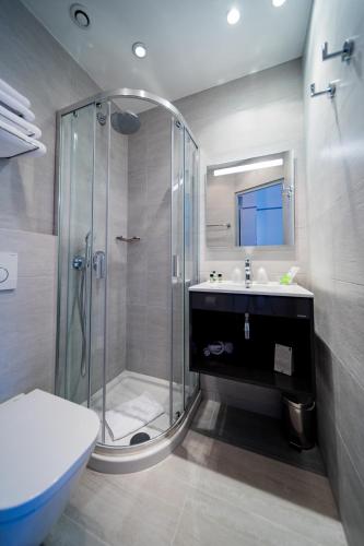 Ένα μπάνιο στο Hôtel Le Rabelais