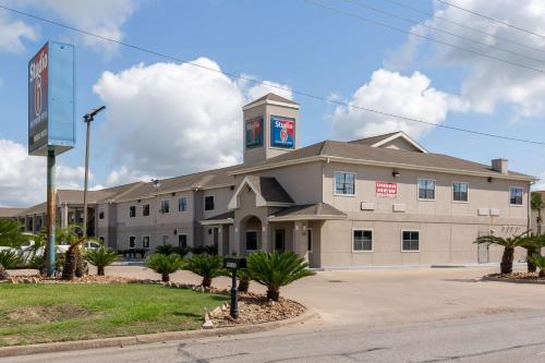 Studio 6 Bay City TX – Photos 5