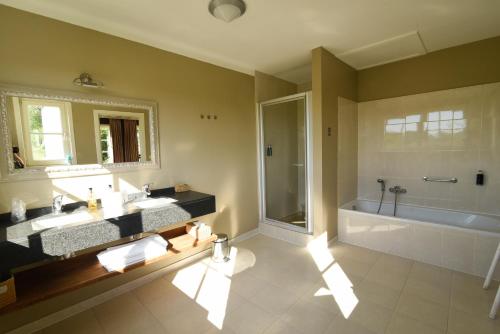 Koupelna v ubytování Hotel Ter Polders