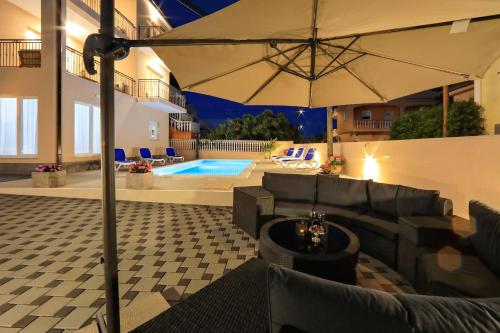 Villa THALIA