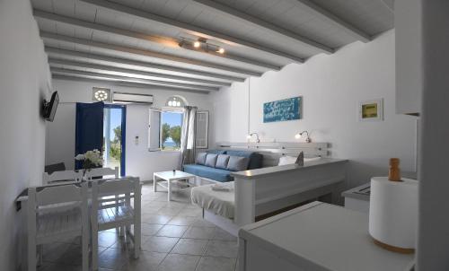 Gallery image of Nostos Beachfront Apartments & Studios in Agios Ioannis