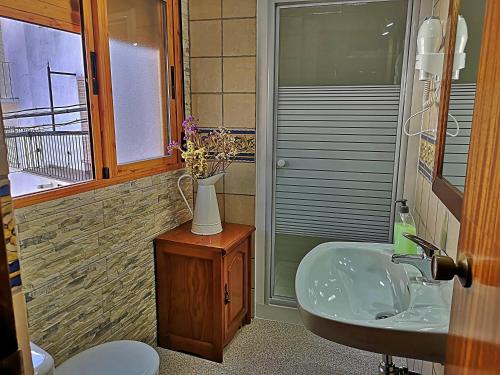 Phòng tắm tại Alojamiento Martinez 1