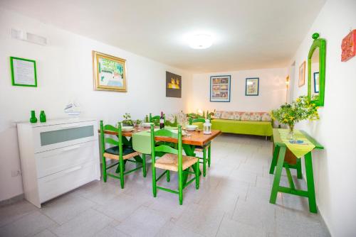 Η κουζίνα ή μικρή κουζίνα στο Casa Bianca Rais Gerbi