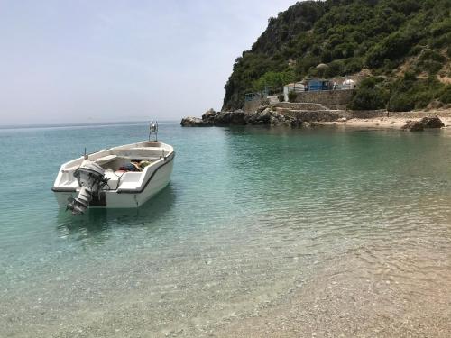 Gambar di galeri bagi Villa Calliope di Himare