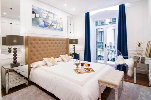LA PLAZA Luxury Apartment (City Center)