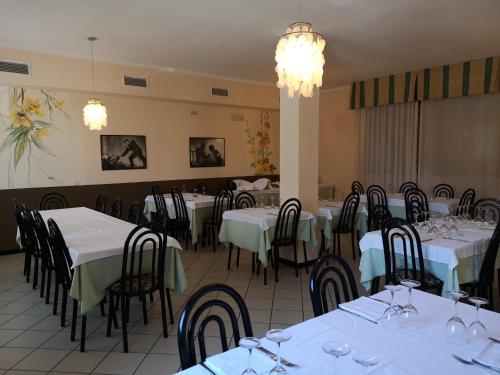 Restoran atau tempat makan lain di Balcone sul Metauro