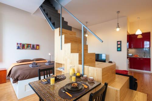Studio with terrace @ historic center