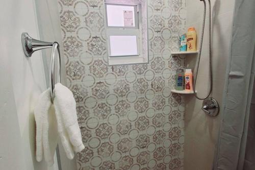Kúpeľňa v ubytovaní LA CASITA, Cute and Homey Private Studio