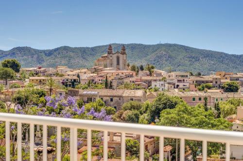 Afbeelding uit fotogalerij van Hermanas Femenias in Calvia Town