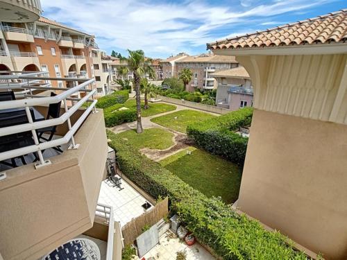 Photo de la galerie de l'établissement APPART JL Port Fréjus, à Fréjus