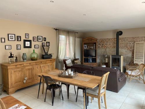 Posezení v ubytování Chambres d hôtes La Suite du 12