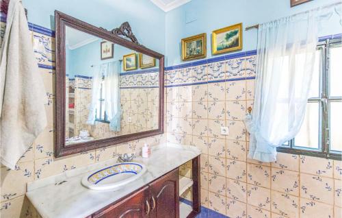 A bathroom at Lovely Home In Los Palacios With Private Swimming Pool, Can Be Inside Or Outside