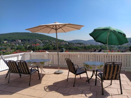 En generel udsigt til bjerge eller udsigt til bjerge taget fra lejligheden