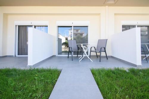 Gallery image of Vicky Rooms in Paralia Dionysiou
