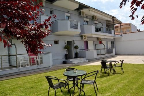Gallery image of Gatos Village Studios & Apartments in Asprovalta