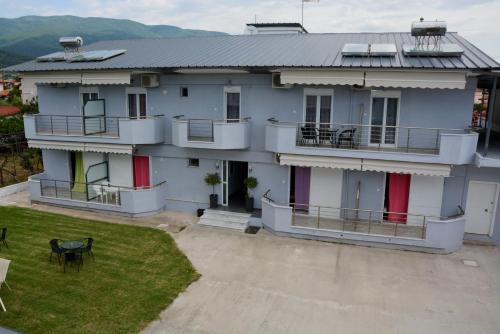 Gallery image of Gatos Village Studios & Apartments in Asprovalta