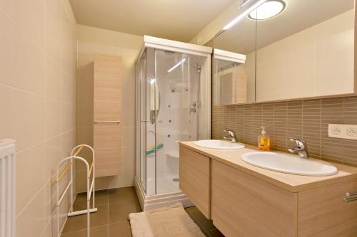 Koupelna v ubytování Lichtrijk appartement Oostende