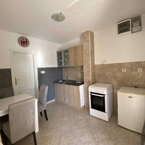 Gallery image of Petkovic Accommodation in Tivat