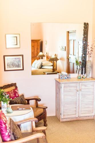 Un lugar para sentarse en Skeiding Guest Farm