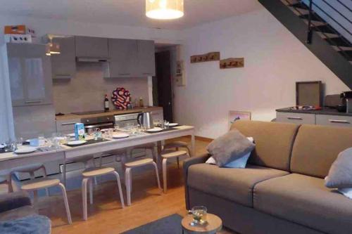 Cauterets coeur village grand duplex 11 couchages