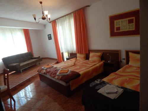 Galeriebild der Unterkunft Хотел Гнездото на орлите in Trigrad