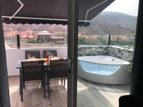 Harrys Palm Puerto de Mogán con jacuzzi